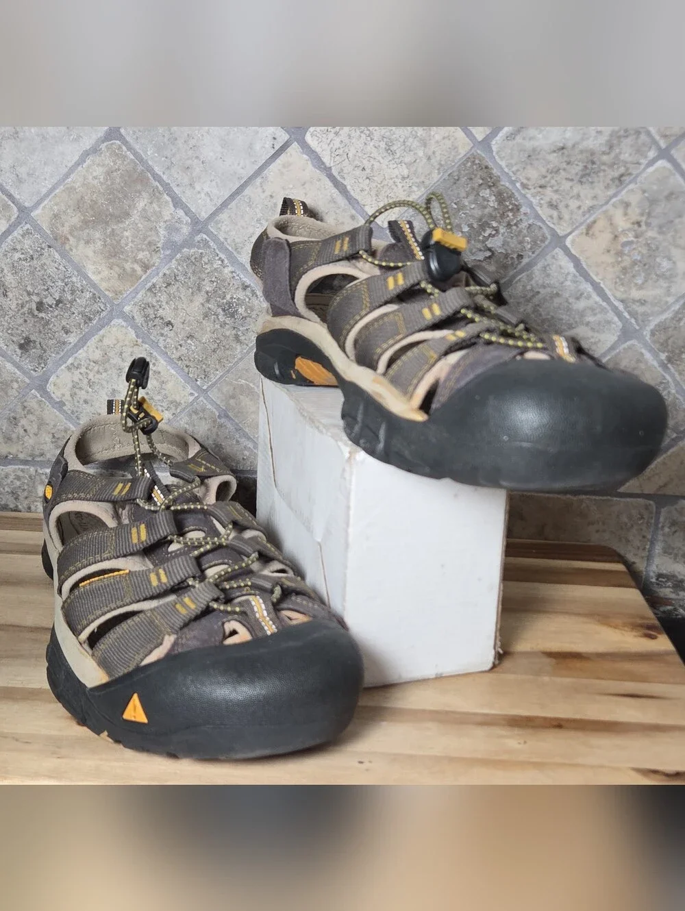 Mens Keen Brown and Yellow Closed-Toe Outdoor Water Park Hiking Sandals Size 11